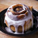 Easy Cinnamon Roll Cheesecake